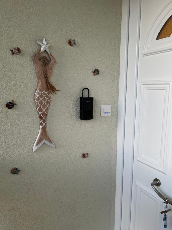 Calliopes By The Sea Boutique Suites Paralia Dionysiou Exterior foto