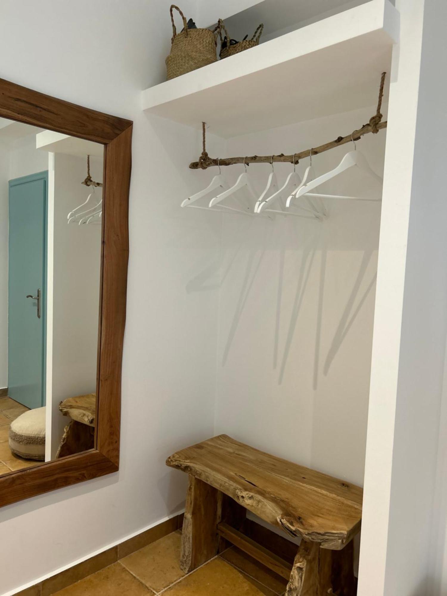 Calliopes By The Sea Boutique Suites Paralia Dionysiou Exterior foto