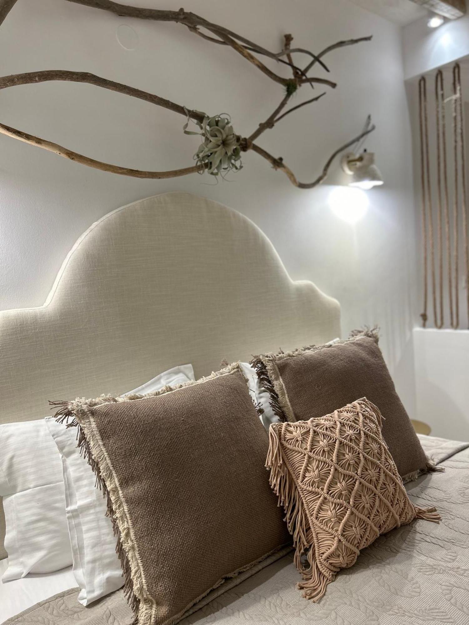 Calliopes By The Sea Boutique Suites Paralia Dionysiou Exterior foto